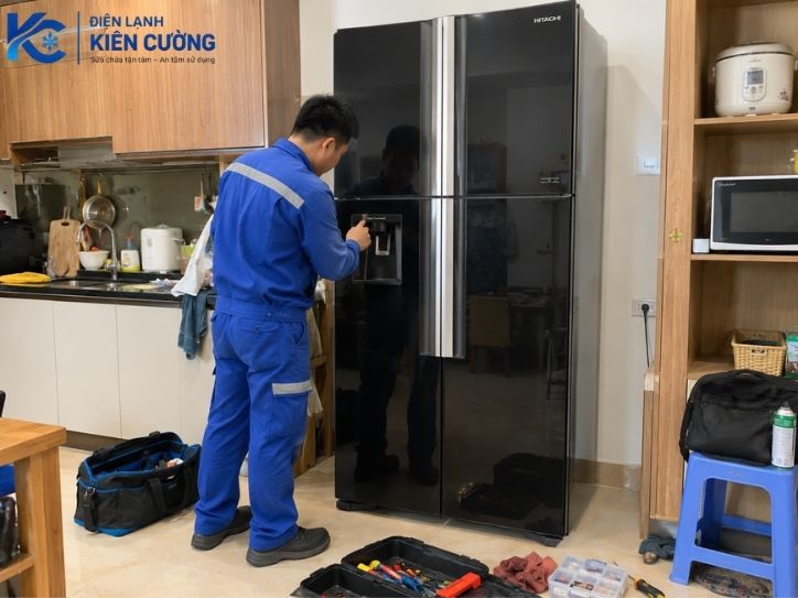 Trung tâm sửa tủ lạnh Hitachi uy tín hàng đầu 